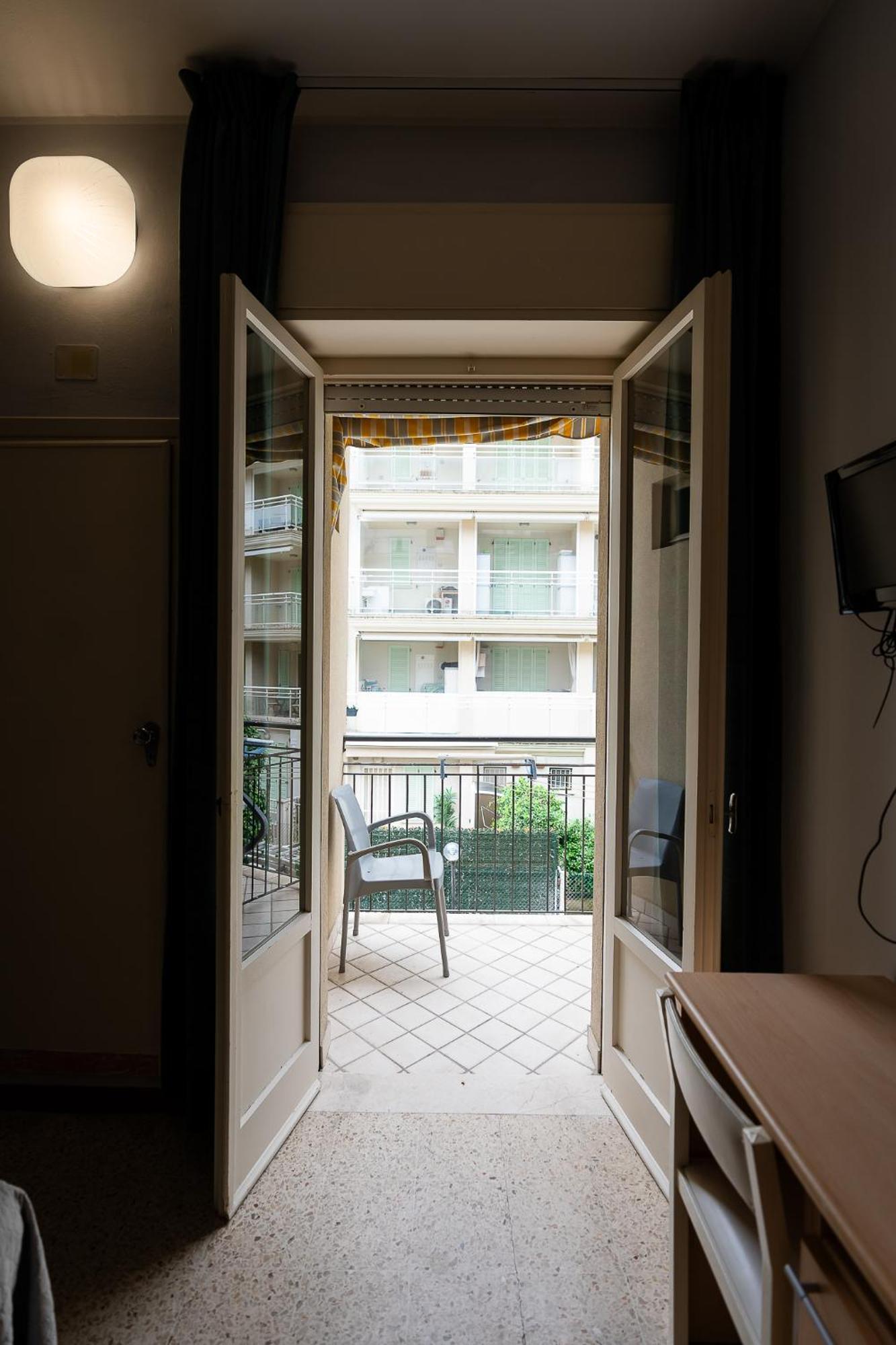 Hotel La Pergola Белариа-Игеа Марина Екстериор снимка