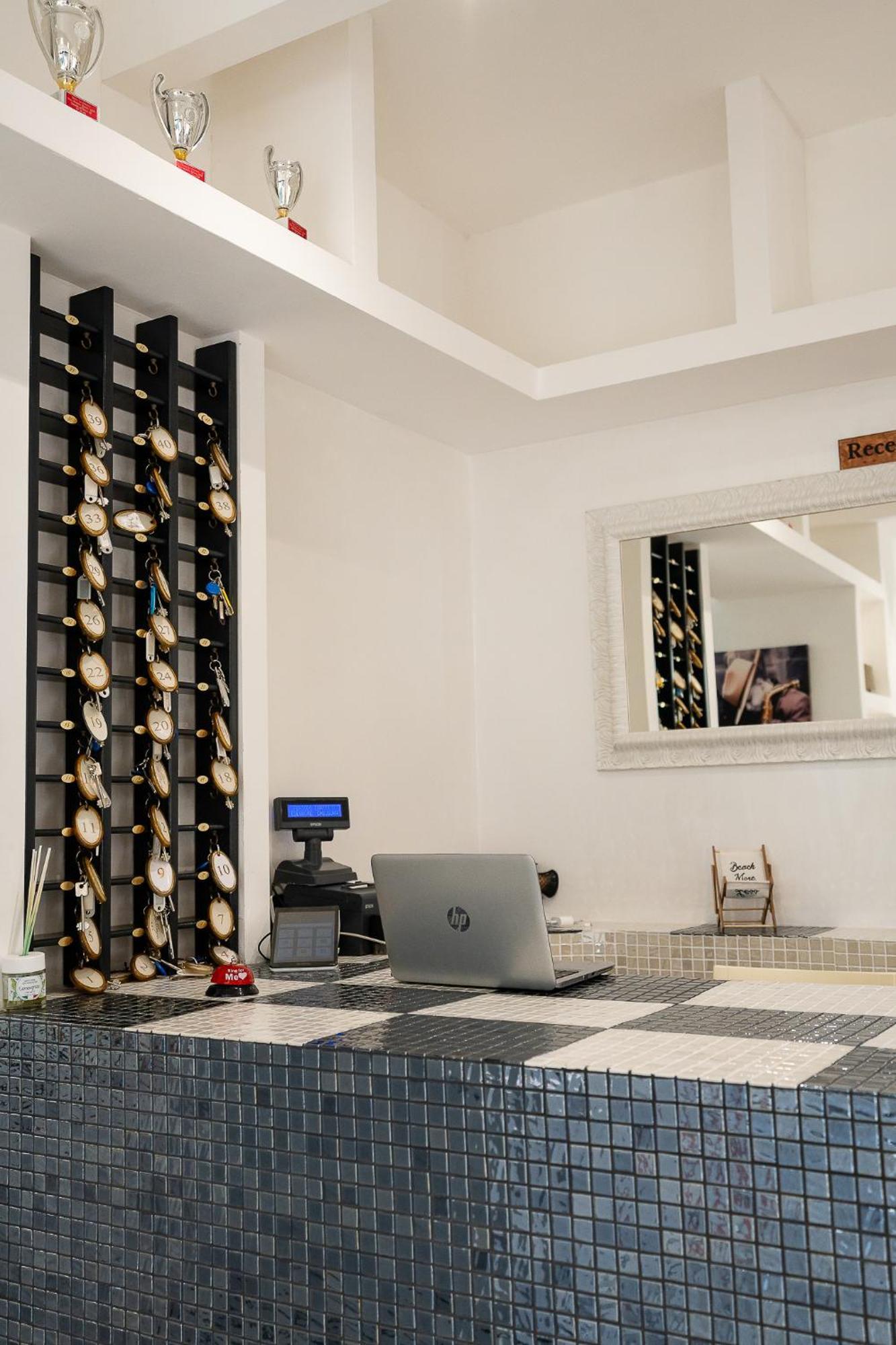 Hotel La Pergola Белариа-Игеа Марина Екстериор снимка
